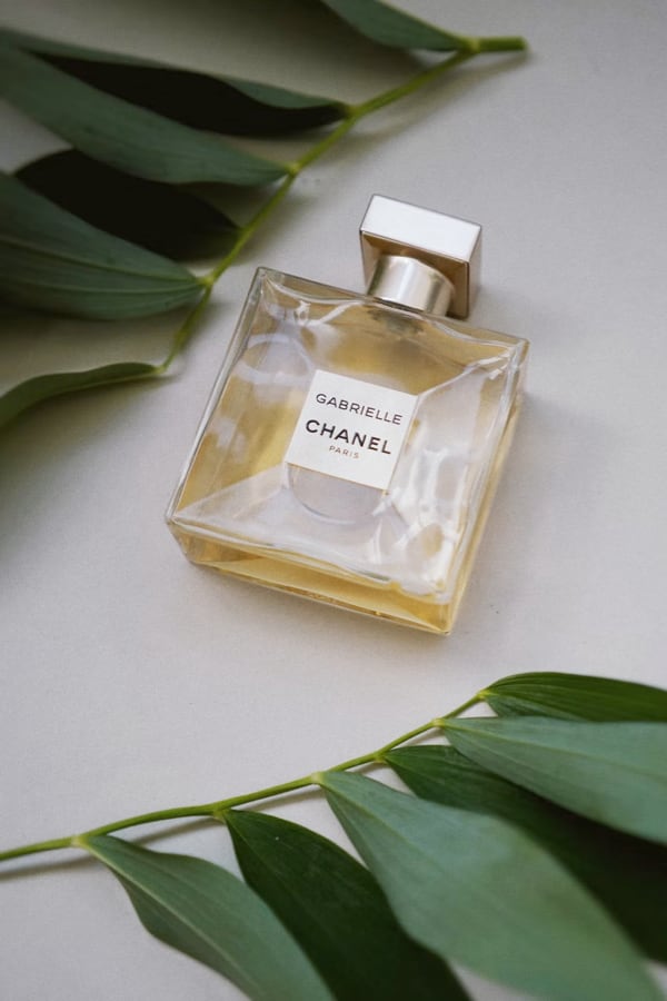 Chanel perfume product preview